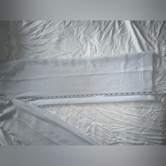 Effortless pants aritzia - Picture 5 of 5